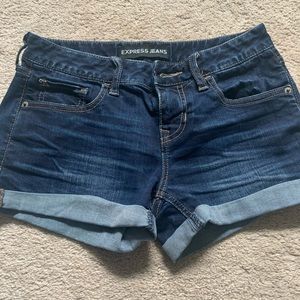 EXPRESS DENIM MID/HIGH RISE SHORTS SIZE 00
